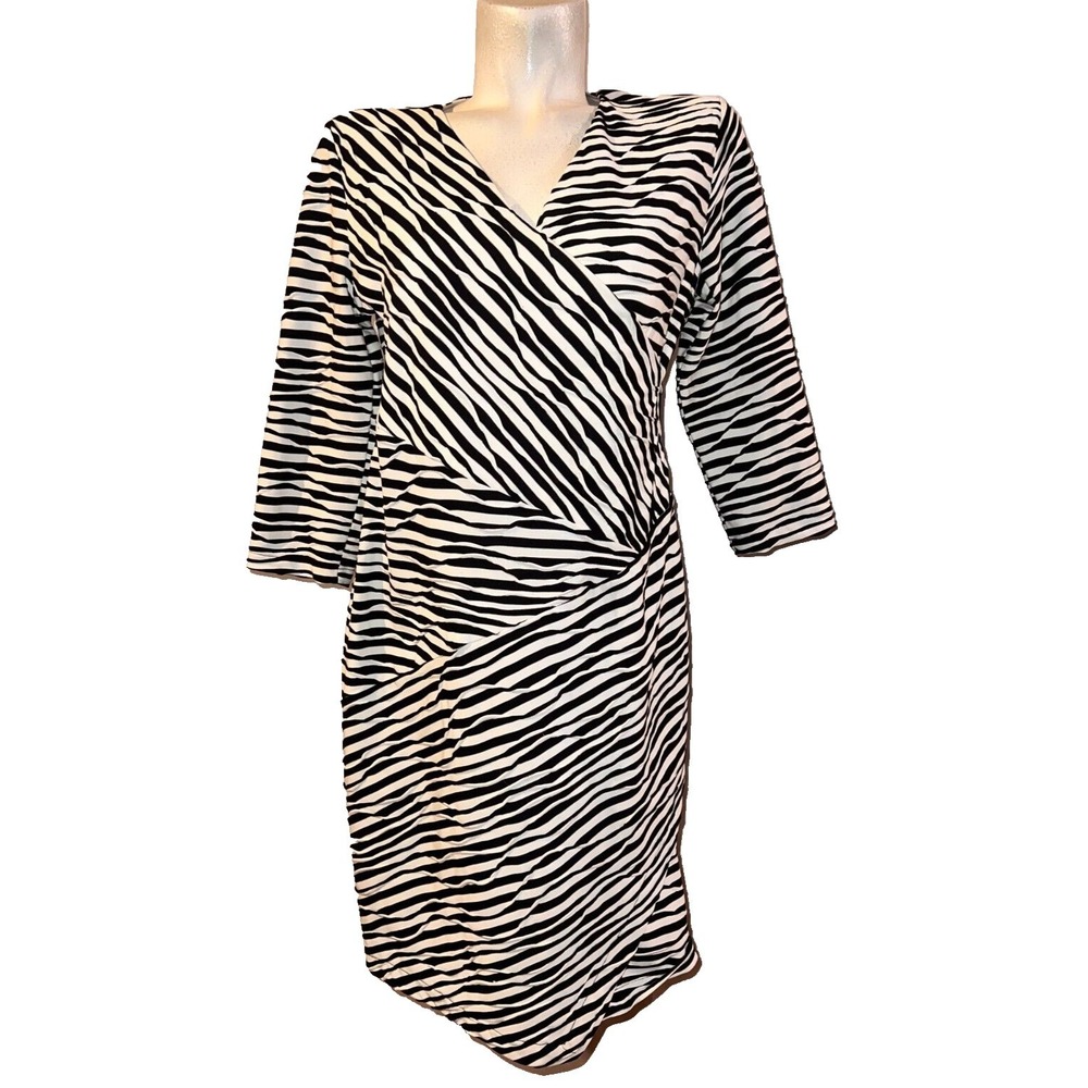 Chicos Zebra Print Faux Wrap Dress Black White Textured Surplice Size 1 Medium